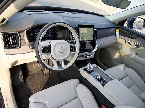 New 2026 Volvo XC90 T8 Ultra image 11