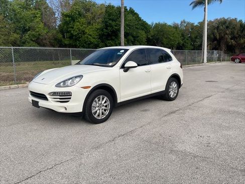 Used 2012 Porsche Cayenne image 4
