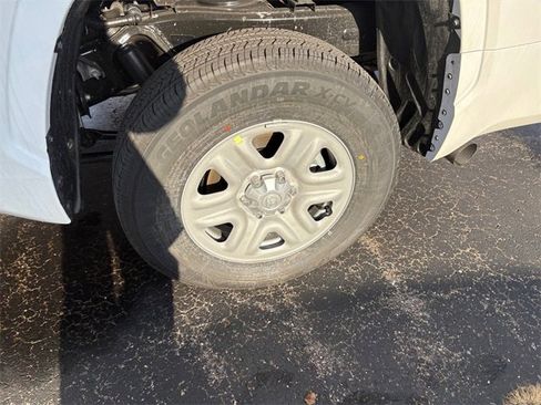 New 2026 Toyota Tundra SR image 17