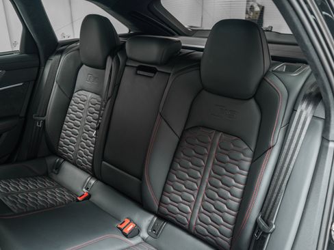 Used 2024 Audi RS 6 performance AWD/4WD image 16