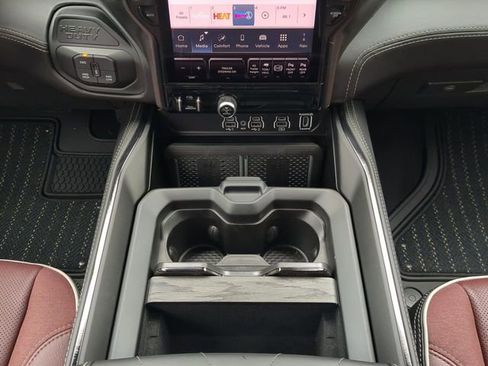 New 2026 RAM 2500 Limited image 21