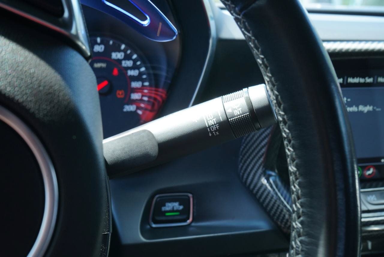 Used 2020 Chevrolet Camaro SS RWD image 27