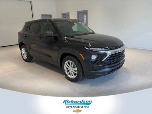 New 2026 Chevrolet TrailBlazer LS w/ LS Convenience Package FWD image 1