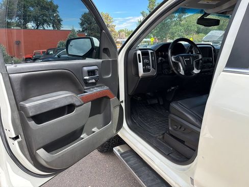 Used 2014 GMC Sierra 1500 SLE w/ SLE Value Package AWD/4WD image 10