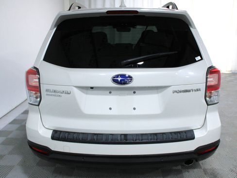 Used 2018 Subaru Forester 2.5i Limited image 29