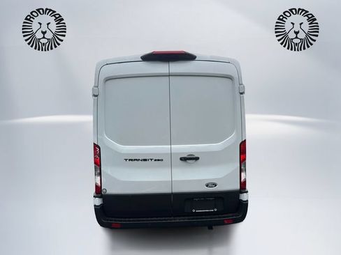 New 2026 Ford Transit 250 148 Medium Roof w/ Load Area Protection Package RWD image 7