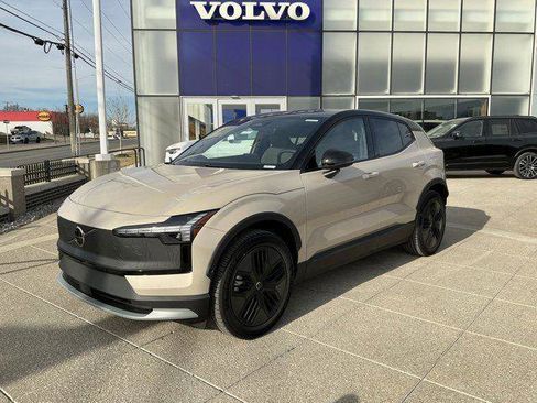 New 2026 Volvo EX30 Cross Country Ultra w/ Protection Package Premier AWD/4WD image 2