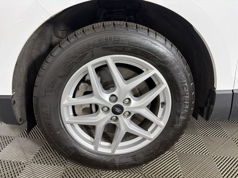 Used 2023 Ford Edge SEL w/ Convenience Package image 13