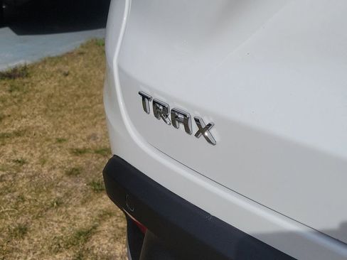 New 2026 Chevrolet Trax LT w/ Driver Confidence Package image 7