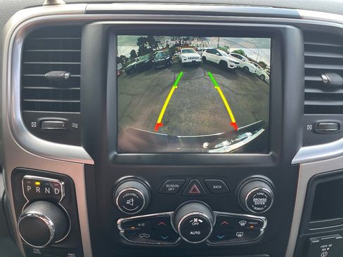 Used 2019 RAM 1500 Big Horn AWD/4WD image 14