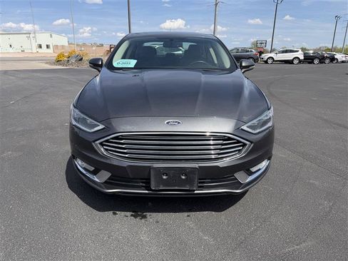 Used 2018 Ford Fusion Titanium AWD/4WD image 3