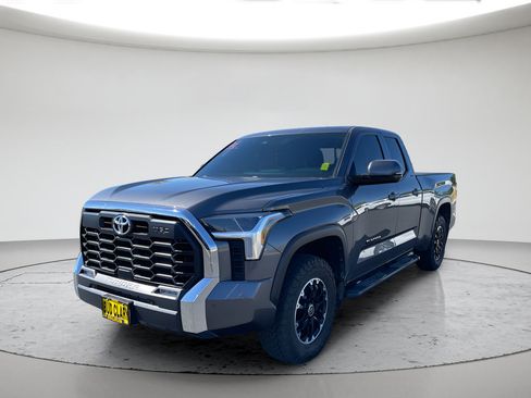 Certified 2022 Toyota Tundra SR5 w/ TRD Off-Road Package AWD/4WD image 7