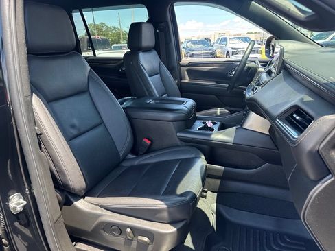 Used 2023 Chevrolet Suburban LT AWD/4WD image 12