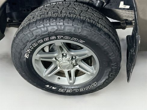 Used 2013 Toyota Tacoma PreRunner w/ SR5 Pkg image 11