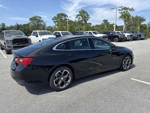Used 2023 Chevrolet Malibu LT FWD image 3