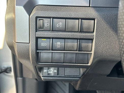 Used 2024 Toyota Tacoma SR5 image 31