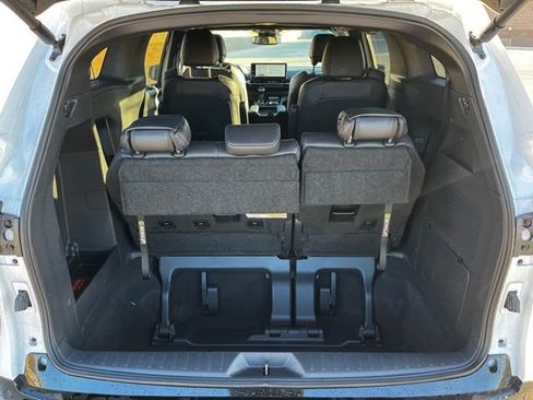 Used 2025 Toyota Sienna XSE image 13