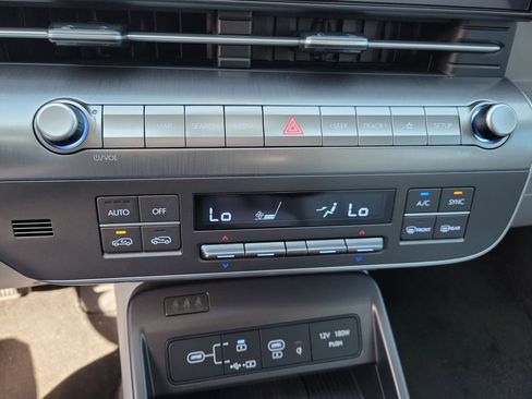 New 2025 Hyundai Kona Limited image 29