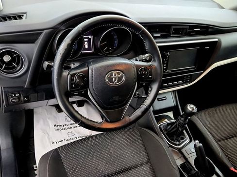 Used 2018 Toyota Corolla iM w/ All-Weather Mat Package FWD image 24