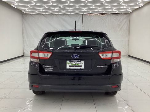 Used 2018 Subaru Impreza 2.0i AWD/4WD image 10