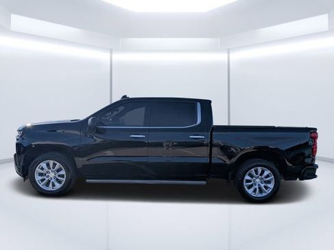 Used 2019 Chevrolet Silverado 1500 High Country w/ Technology Package AWD/4WD image 6