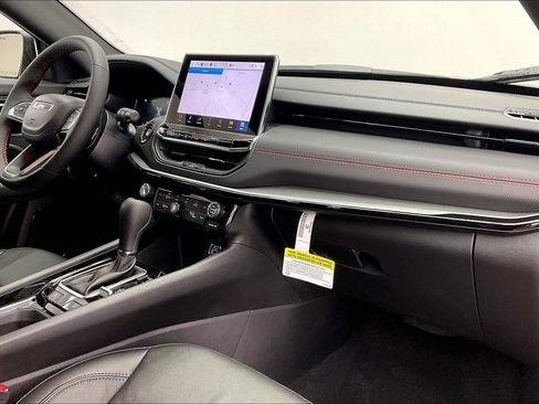 New 2026 Jeep Compass Trailhawk w/ Sun, Sound & Navigation Group image 6