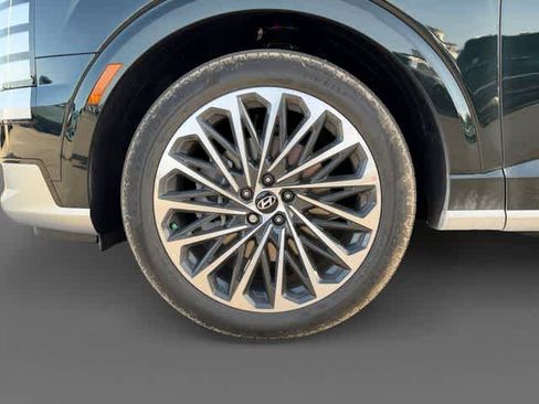 New 2026 Hyundai Palisade Calligraphy FWD image 9