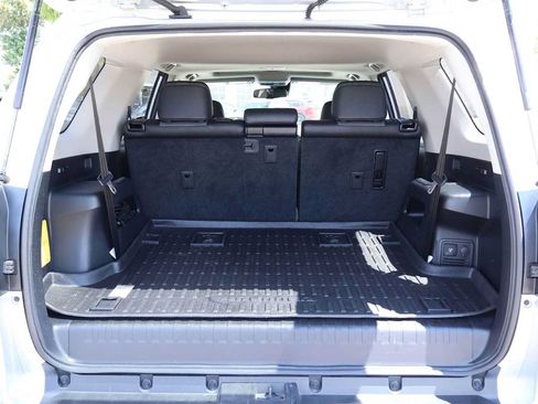 Used 2023 Toyota 4Runner SR5 Premium w/ Moonroof Package RWD image 19