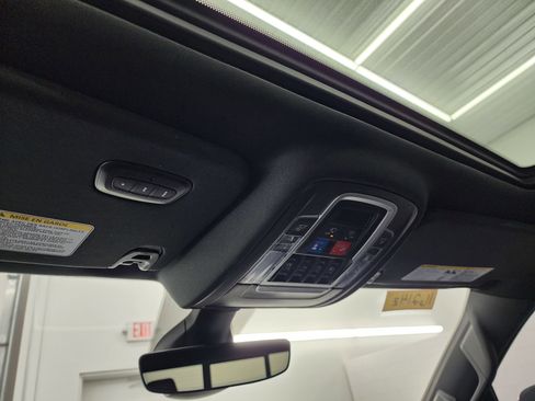 Used 2023 RAM 1500 Big Horn image 11