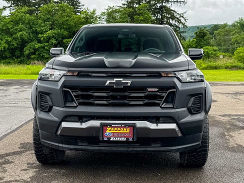 Used 2023 Chevrolet Colorado Trail Boss w/ Technology Package AWD/4WD image 8