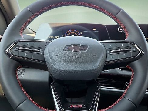 New 2026 Chevrolet Equinox RS w/ Convenience Package III FWD image 24