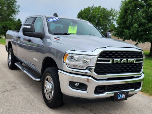 Used 2024 RAM 2500 Big Horn w/ Bed Utility Group AWD/4WD image 7