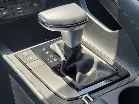 Certified 2025 Hyundai Elantra Sport FWD image 26