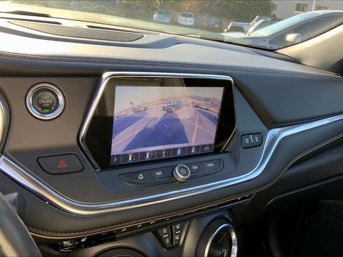 Used 2019 Chevrolet Blazer Premier w/ Driver Confidence II Package FWD image 28