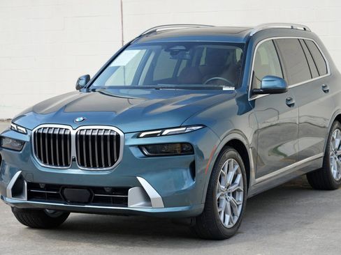 Used 2023 BMW X7 xDrive40i w/ Executive Package AWD/4WD image 56