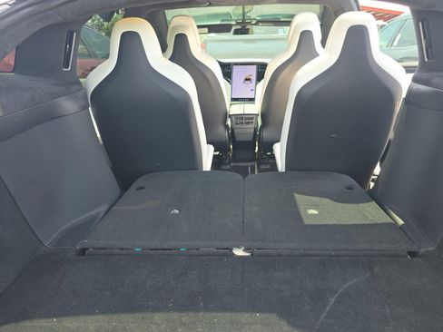 Used 2019 Tesla Model X Performance AWD/4WD image 10