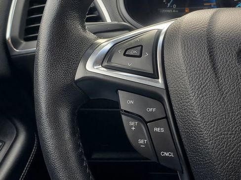Used 2022 Ford Edge Titanium AWD/4WD image 14