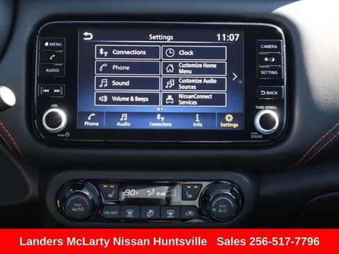 Used 2023 Nissan Kicks SR w/ SR Premium Package image 18