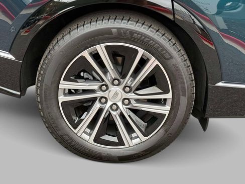 Used 2026 Cadillac Lyriq Luxury w/ LPO, Floor Liner Package AWD/4WD image 13