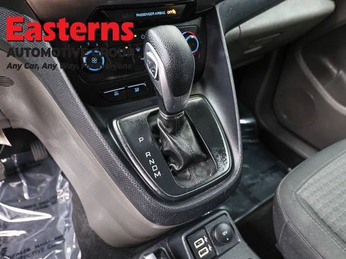 Used 2020 Ford Transit Connect XLT FWD image 13