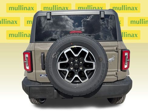 New 2026 Ford Bronco Outer Banks image 14