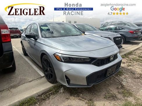 Used 2025 Honda Civic Sport image 1