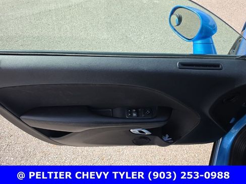 Used 2019 Dodge Challenger SXT w/ Blacktop Package image 11