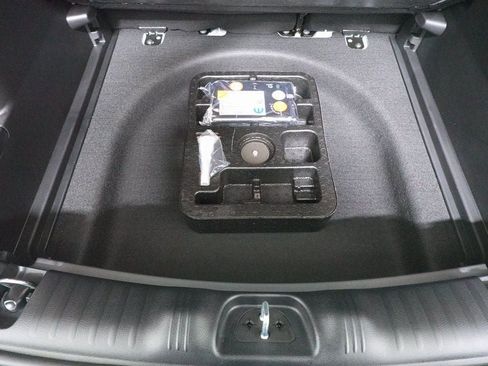 New 2026 Jeep Compass Latitude image 26