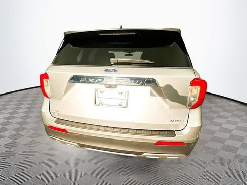 Certified 2024 Ford Explorer XLT w/ Equipment Group 202A AWD/4WD image 10