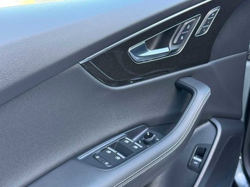 New 2025 Audi Q8 Premium Plus image 22