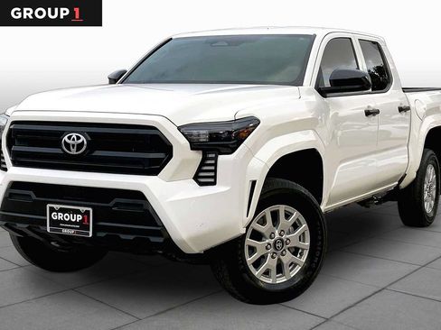 Used 2025 Toyota Tacoma SR RWD image 1