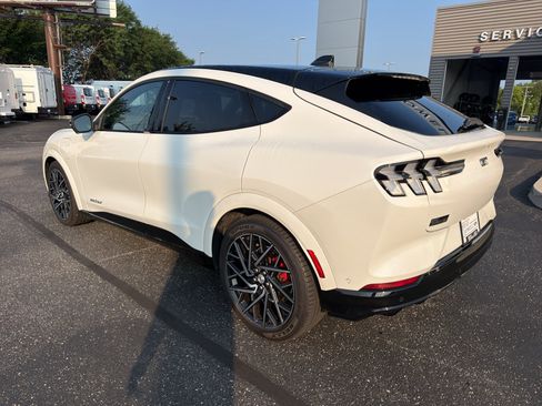Used 2022 Ford Mustang Mach-E GT w/ GT Performance Edition AWD/4WD image 8