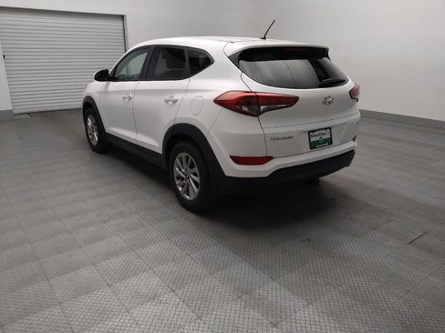 Used 2018 Hyundai Tucson SE AWD/4WD image 5