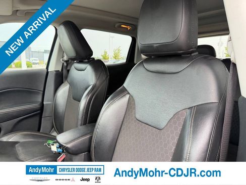 Used 2020 Jeep Compass Latitude FWD image 13